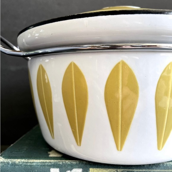 MCM Catherine Holm dish - Picture 2 of 11